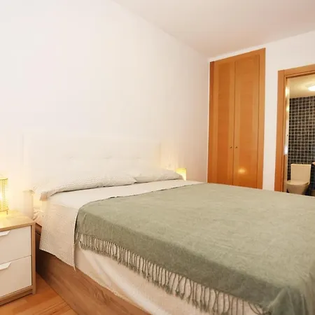 Casa Fenicia - Cosy With Free Private Parking