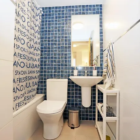 Casa Fenicia - Cosy With Free Private Parking * Malaga